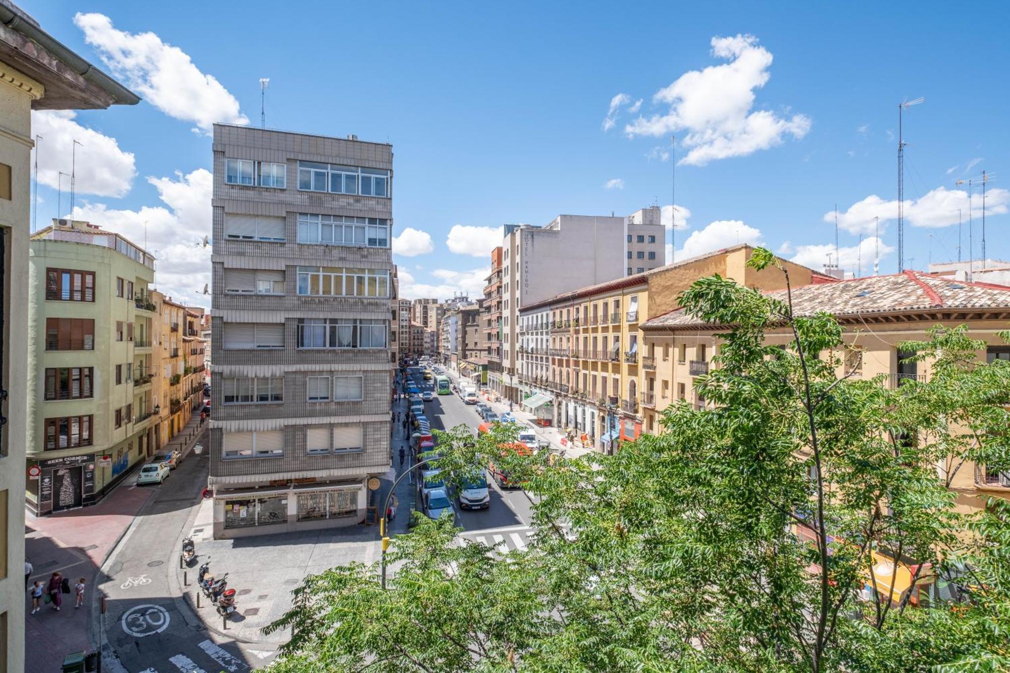 Apartamentos Coso Zaragoza Exterior photo
